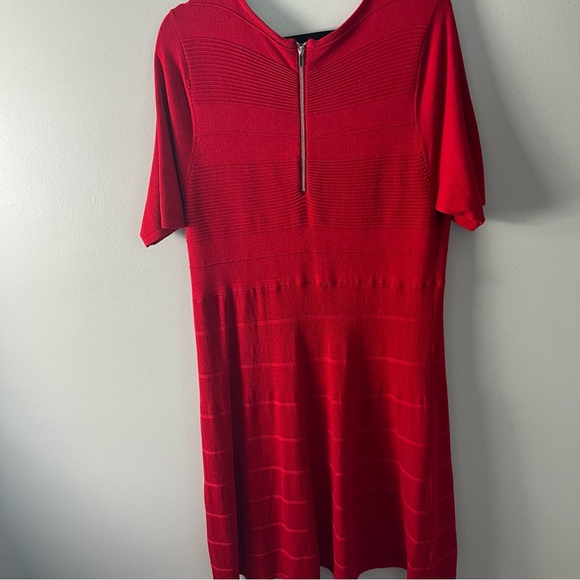 Lane Bryant 14/16 Red Ribbed Fit & Flare Sweater Dress Short Sleeve Scoop Neck - Picture 2 of 8